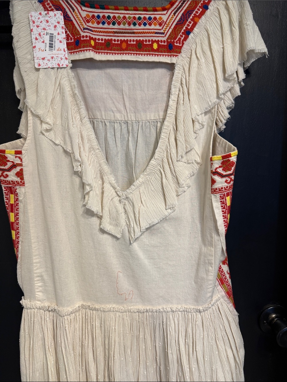 Free People BNWT Embroidered Ivory Peasant Top with Multicolor Trim - Picture 4 of 11